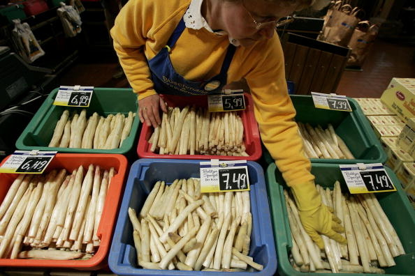 準備販售的蘆筍。（Sean Gallup/Getty Images）