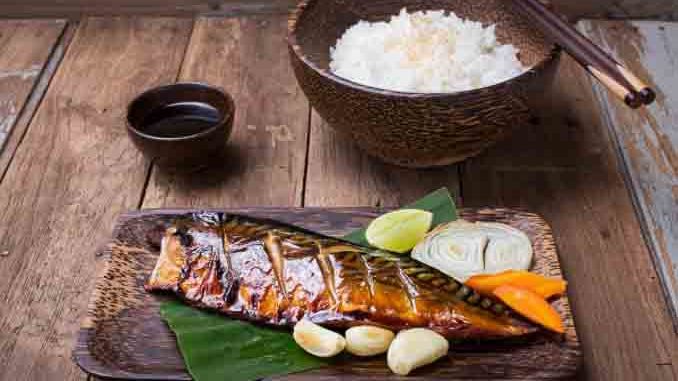 冲绳饮食也注重每周应吃3次鱼，并多选用有丰富DHA、EPA鱼类。（fotolia）