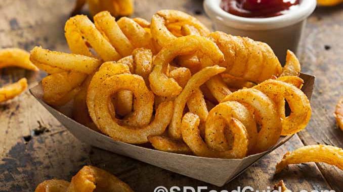 Arby's的卷卷薯条（薯圈圈）是非常不健康的垃圾食品。(Brent Hofacker/Shutterstock)