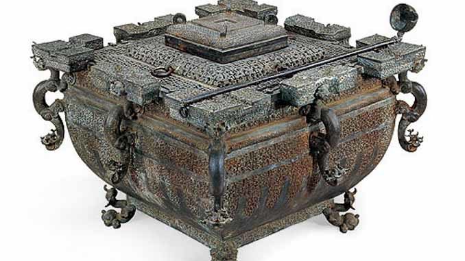 人类历史上最古老的冰箱－战国时期的曾侯乙铜冰鉴。