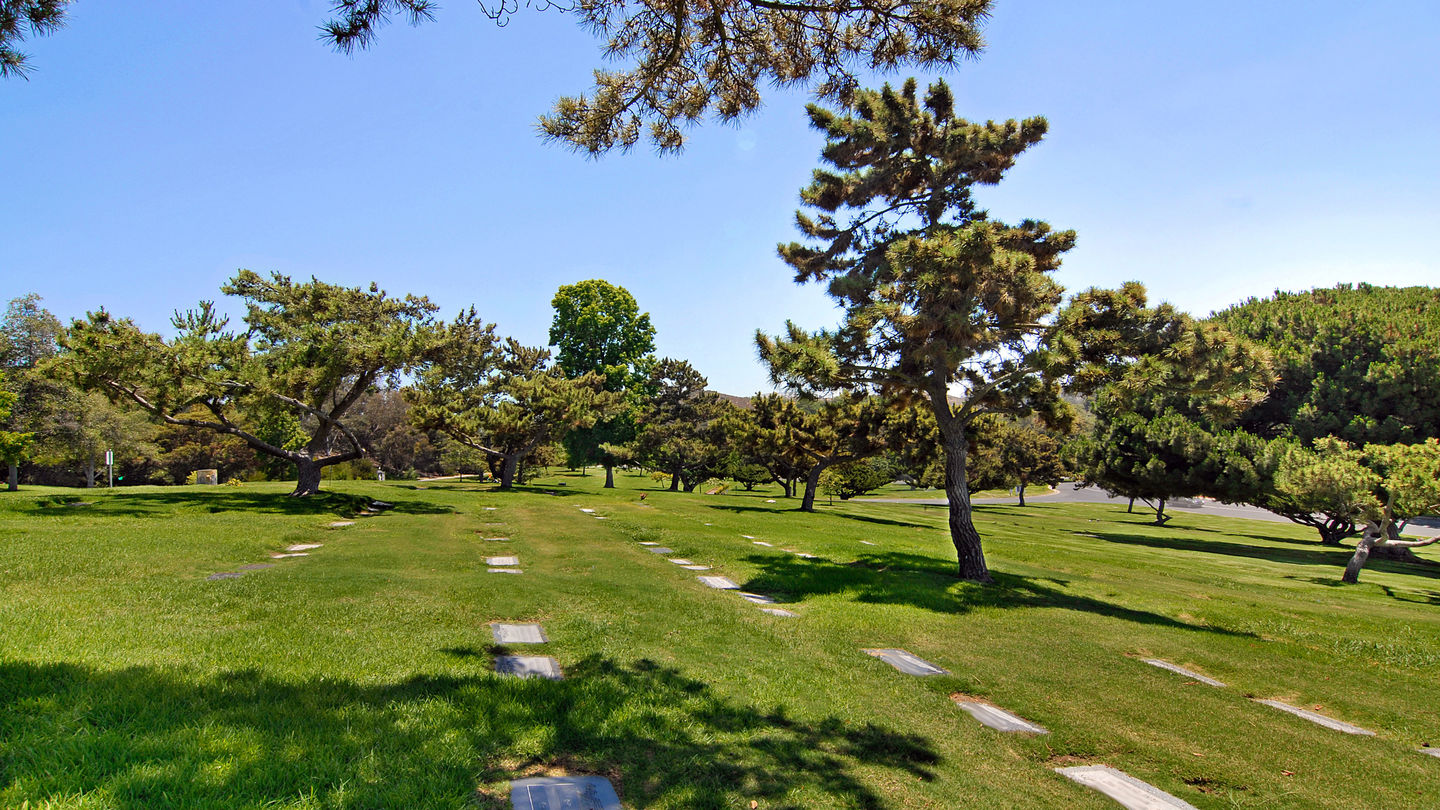 聖地亞哥 El Camino Memorial Park 墓園，Petra 黃提供專業華人殯儀