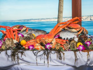 La Jolla特色餐廳Crab Catcher的海鮮拼盤。