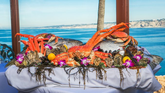 La Jolla特色餐廳Crab Catcher的海鮮拼盤。